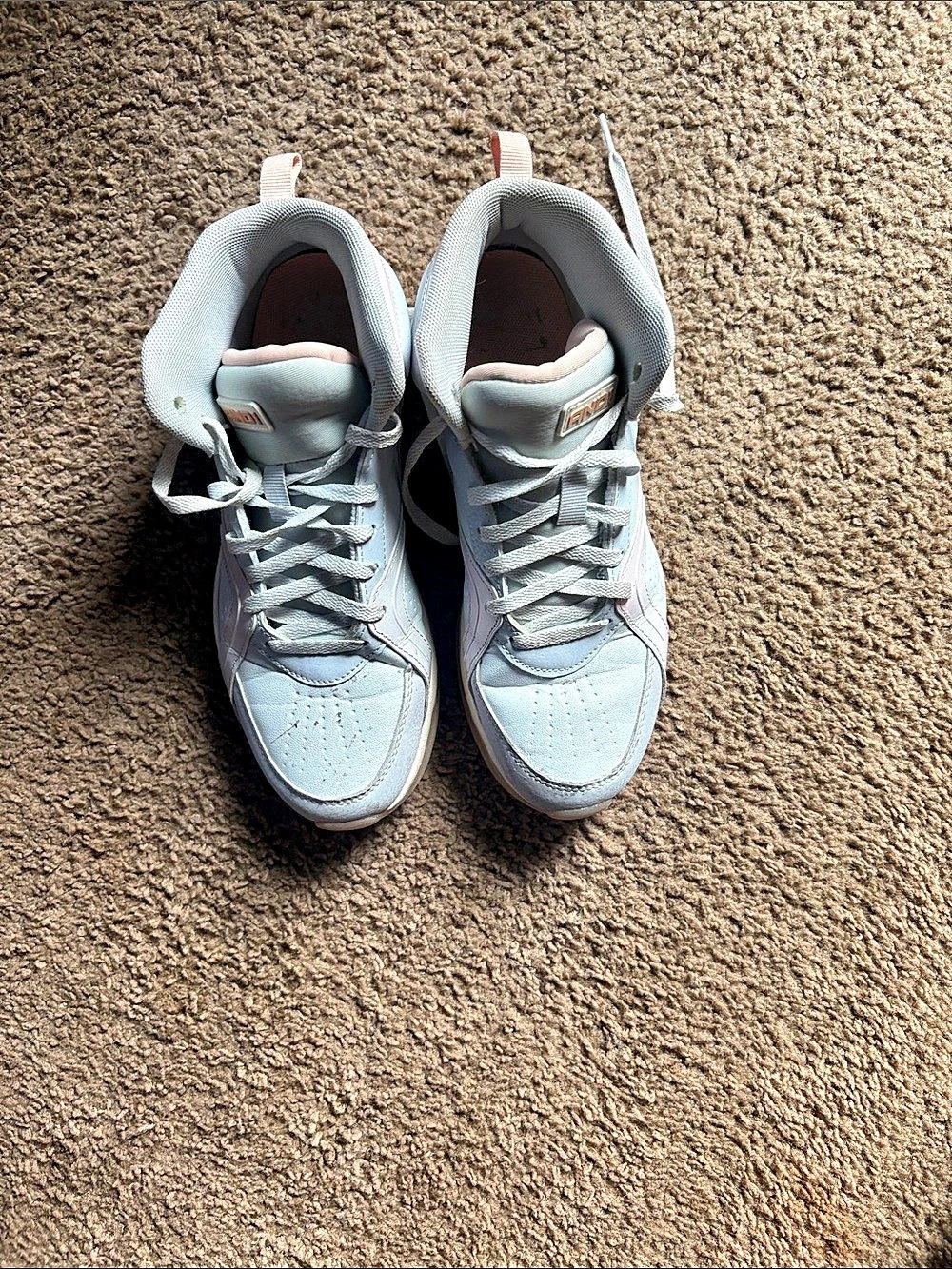 AND1 Women's Gray & Pink Sneakers US 9.5